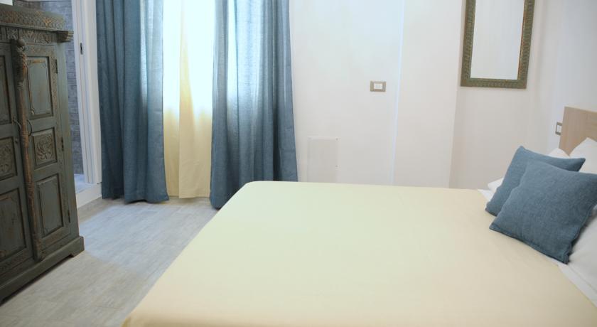 Piazza Martiri Rooms Cagliari Habitación foto